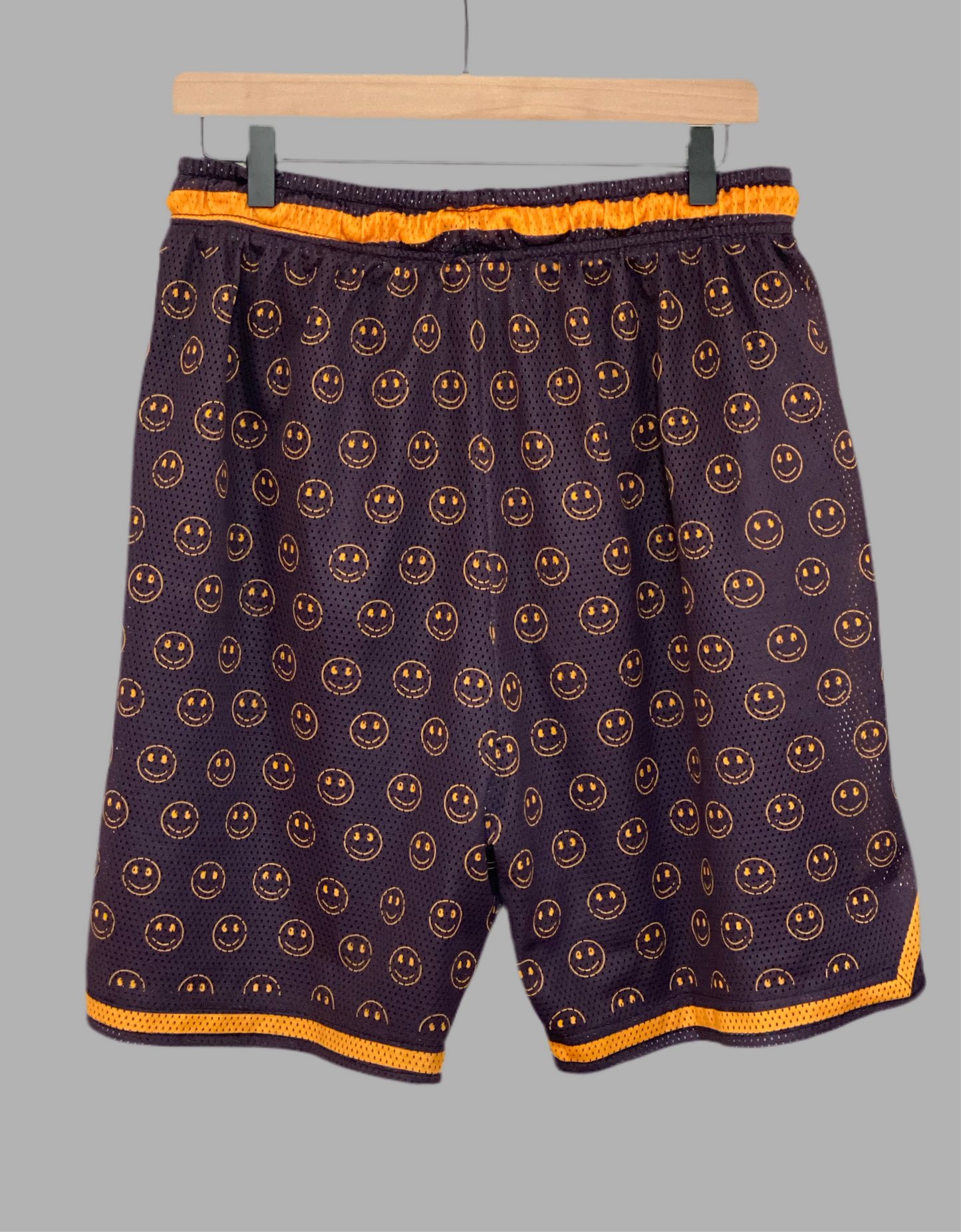 Hi fivE “Smiley” Mesh Shorts