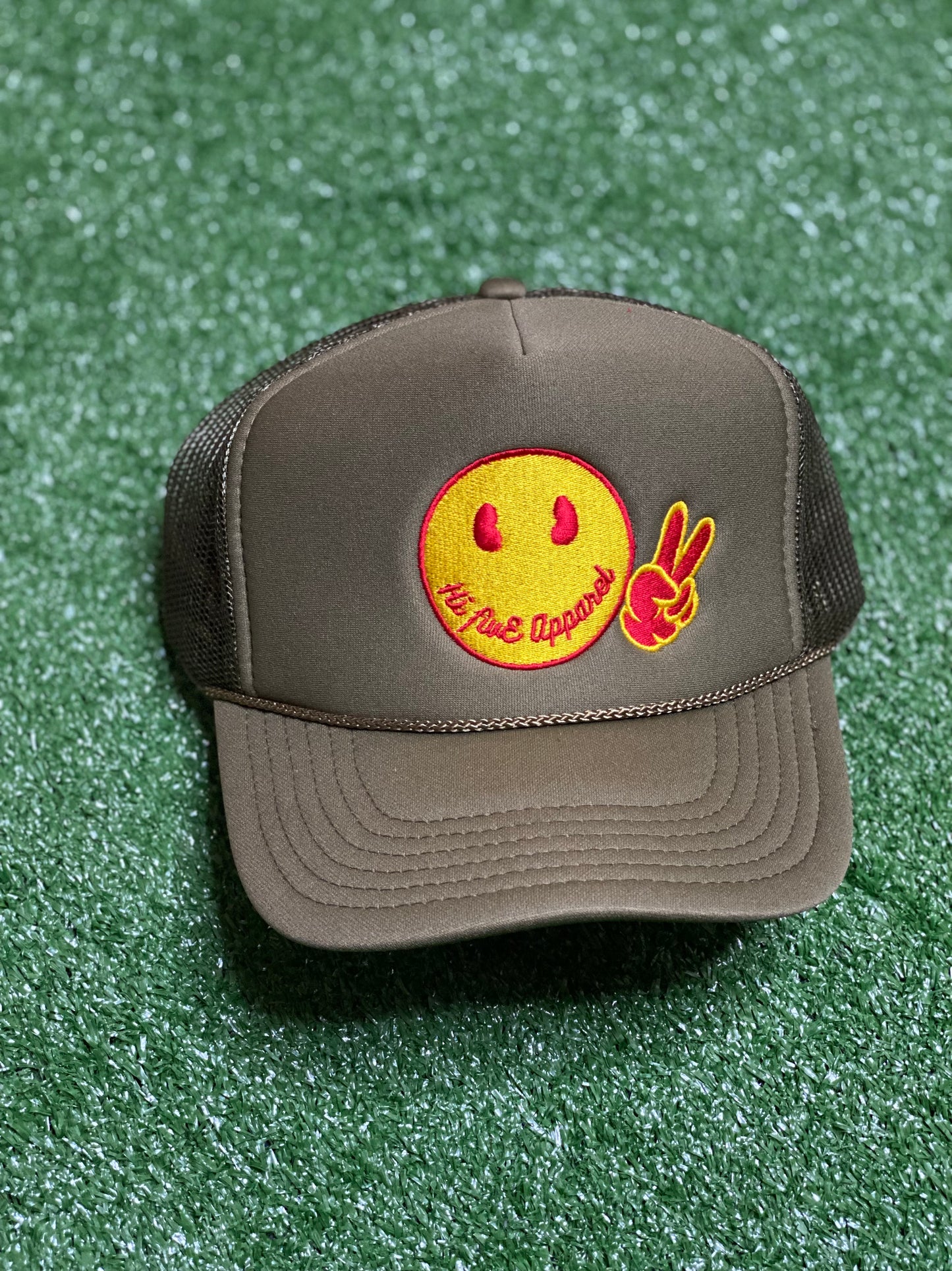 Hi fivE "All Smiles" Trucker Hat